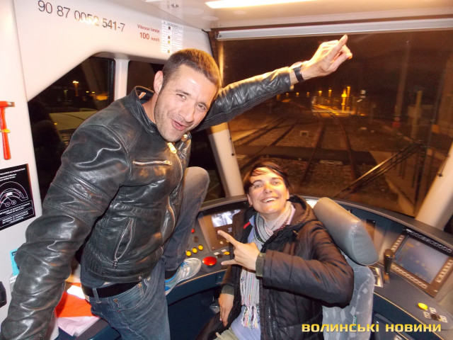 Олена водить потяг в Ліоні